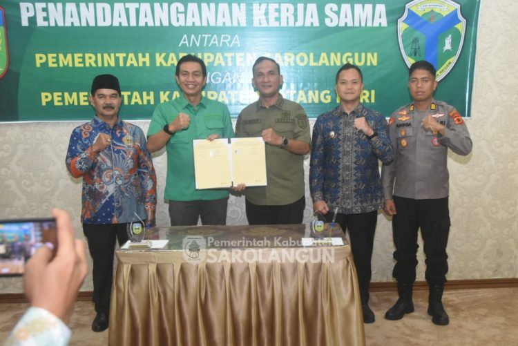 Teken Kerja Sama Strategis, Pemkab Sarolangun–Batanghari Prioritaskan Pelayanan Publik dan Pembangunan Wilayah Perbatasan