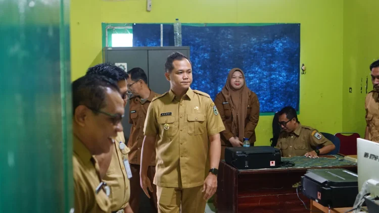Cek Kedisiplinan Pegawai, Wabup Sarolangun Sidak Dua OPD