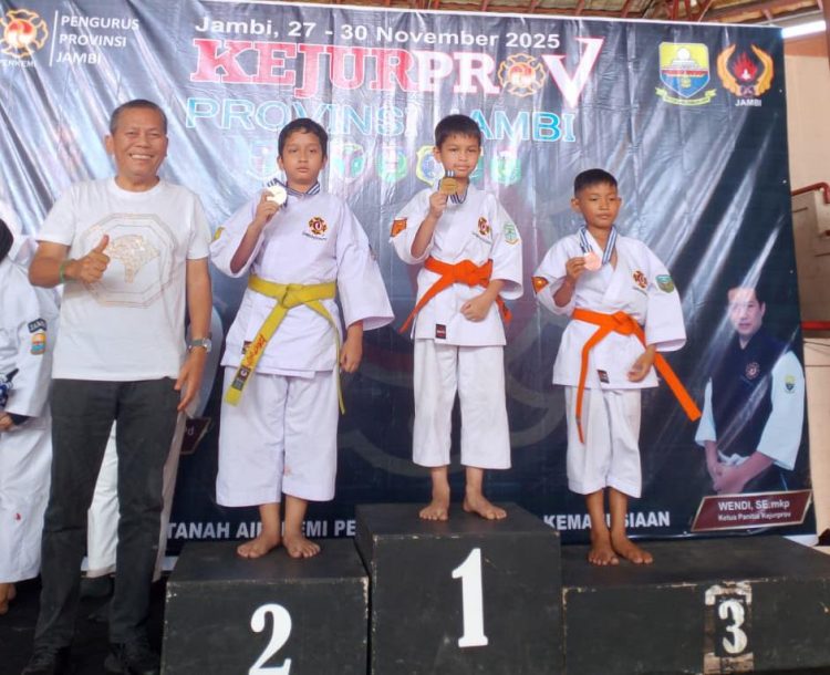 Raih Emas Pertama, Sarolangun Berjaya di Kejurprov Kempo Jambi 2025