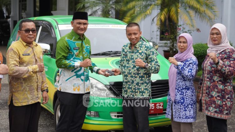 Dorong Dukcapil Jemput Bola Layani Masyarakat, Bupati Hurmin Siapkan Mobil Operasional