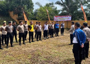 Kapolres Sarolangun Pimpin Lomba Menembak Personel polres dan Polsek Jajaran dalam Rangka HUT Bhayangkara ke-80