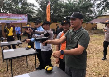 Bupati Sarolangun Bersama Awak Media Ikuti Lomba Menembak Fun Dalam Rangka HUT Bhayangkara Ke-80