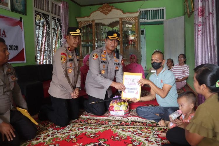 Anjangsana HUT Bhayangkara ke-80 Tahun 2026, Polres Sarolangun Wujudkan Kepedulian kepada Personel Sakit dan Warakauri