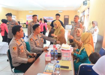 Sambut Hari Bhayangkara ke-80, AKBP Wendi Oktariansyah Pimpin Bakti Kesehatan dan Donor Darah Polres Sarolangun