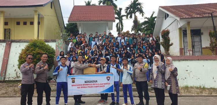 Cegah Narkoba, Judi Online, dan Geng Motor, Polres Sarolangun Berikan Penyuluhan ke Siswa Baru